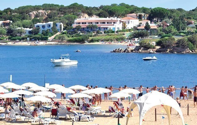 Club Esse Cala Bitta + Nave Gratis