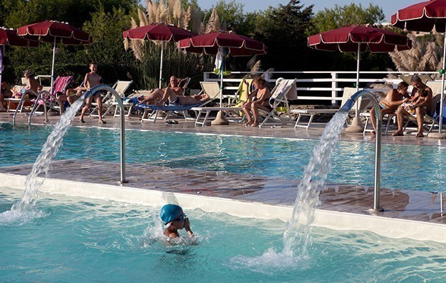 Centro Vacanze Roccaruja - Club Esse Sporting