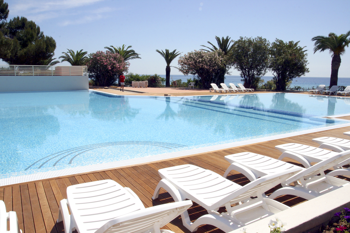 TH Free Beach Resort TH Free Beach Resort