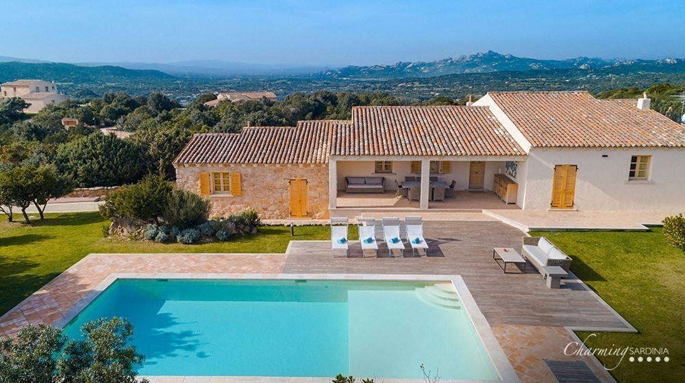 Villa Romazzino - Borgo Smeraldo Villa Romazzino - Borgo Smeraldo