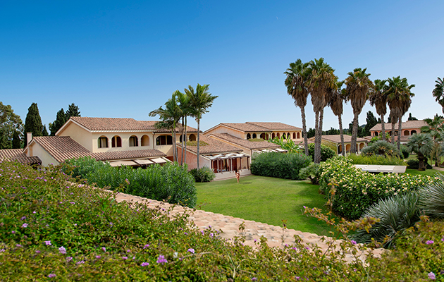Lantana Resort
